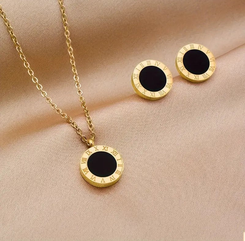 Gold Roman Numerals Pendant Set