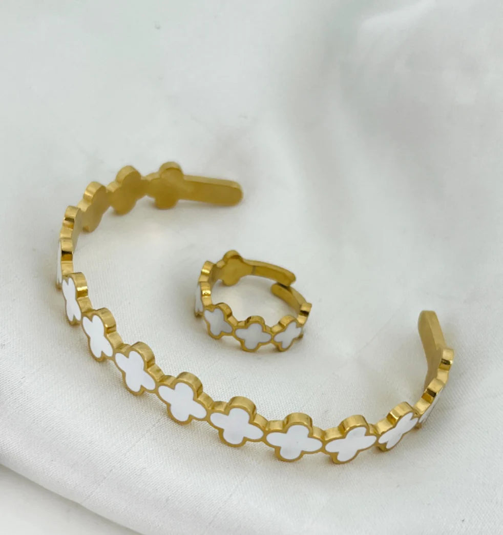 Premium SS Adjustable Fashion Hand Cuff and Ring