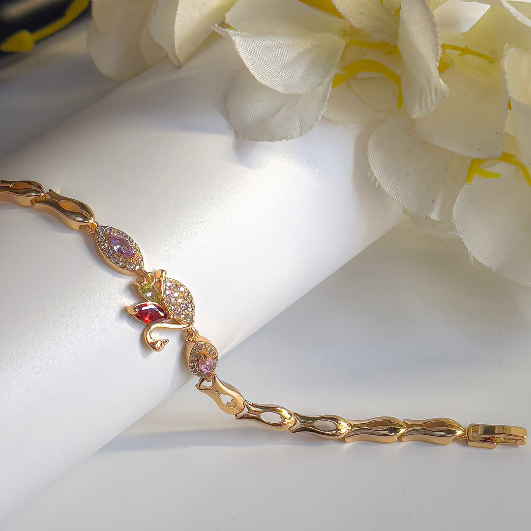 Elegant Peacock Art. Zircona Bracelet