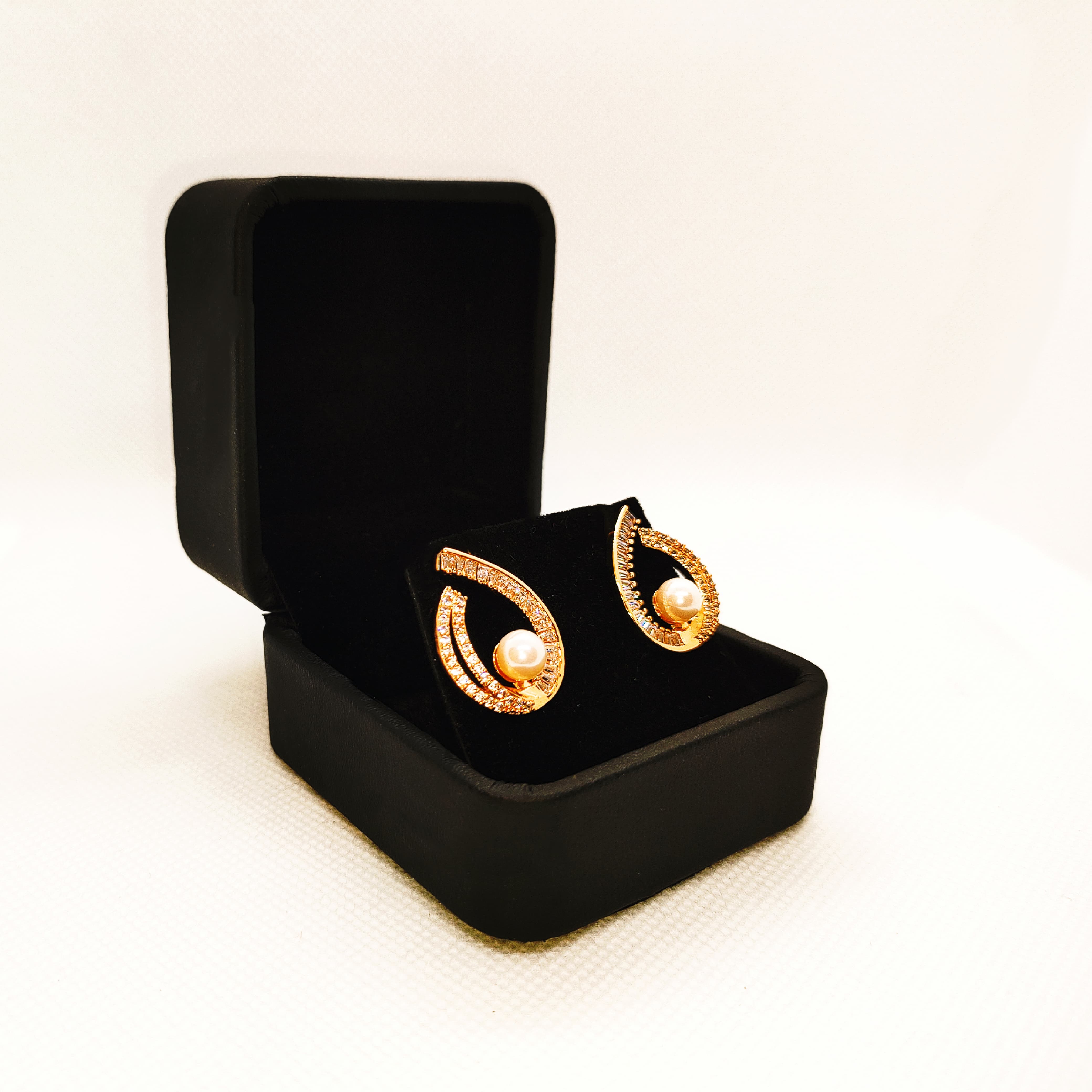 Premium Paved Stone Ear Studs