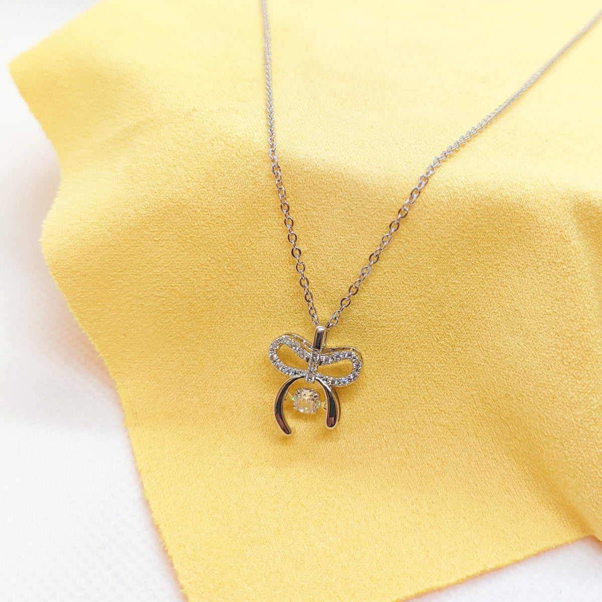 Mystic Vibe Pendant – A Precious Magic Stone That Always Vibrates