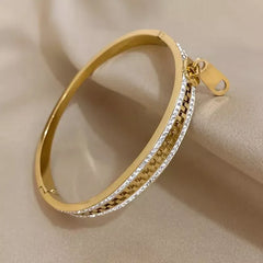 Premium Ovate Zipper SS Hand Cuff